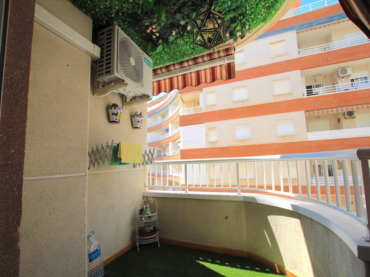 2 makuuhuone Huoneisto myytävänä paikassa Guardamar del Segura - 175 000 € (Ref: 9844232)