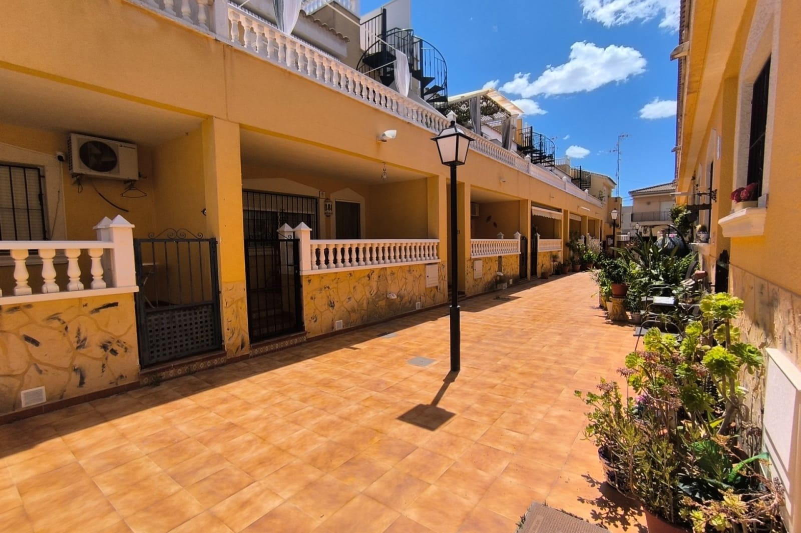 2 bedroom Apartment for sale in San Bartolome - € 85,000 (Ref: 9850159)