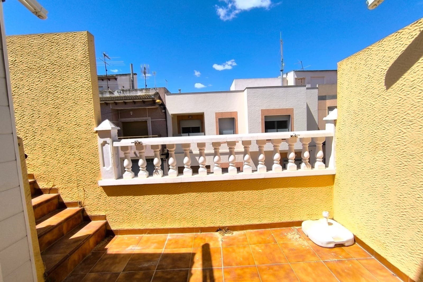 2 bedroom Apartment for sale in San Bartolome - € 90,000 (Ref: 9850161)