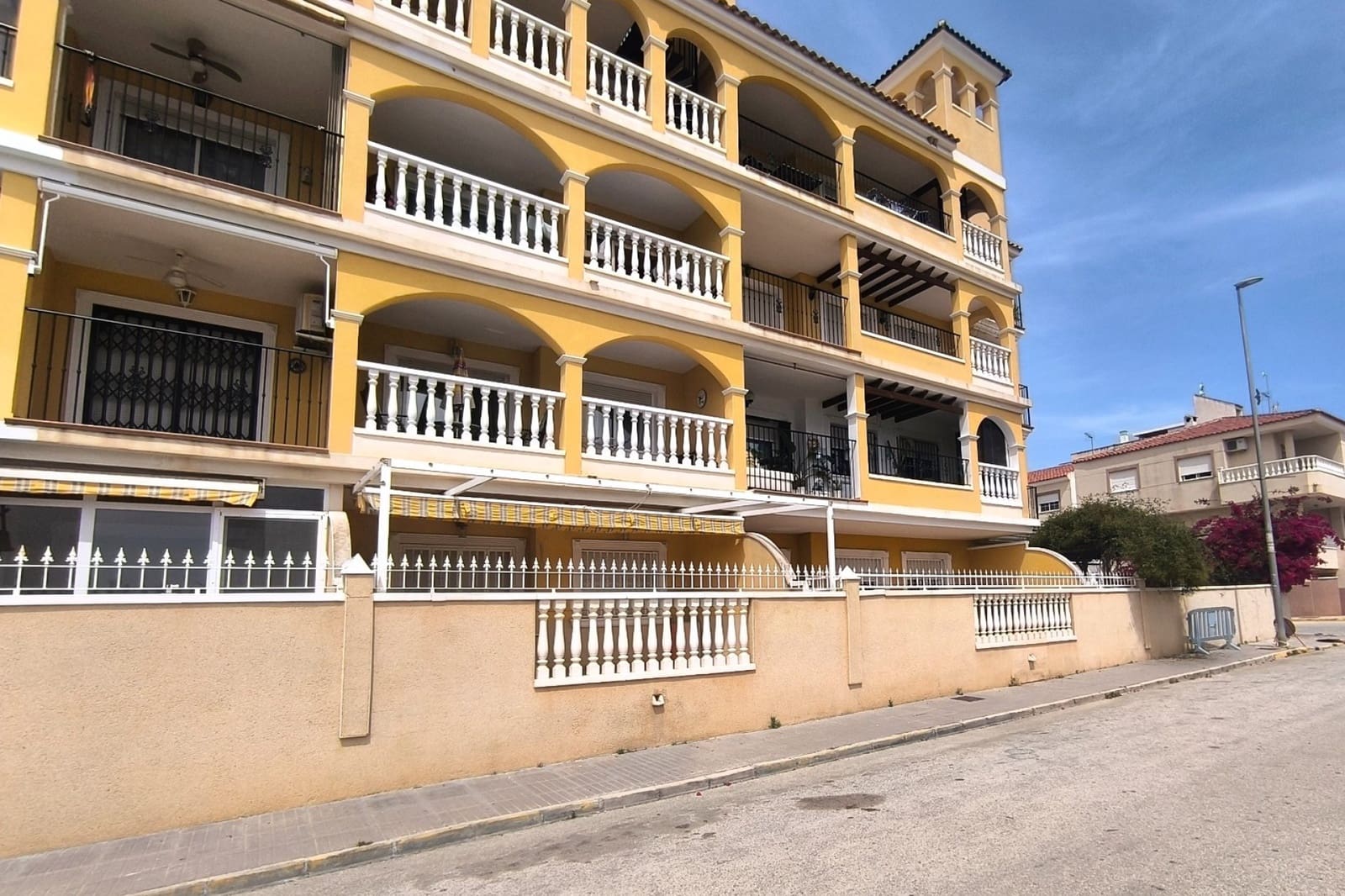 2 soveværelse Lejlighed til salg i Algorfa - € 113.000 (Ref: 9850527)