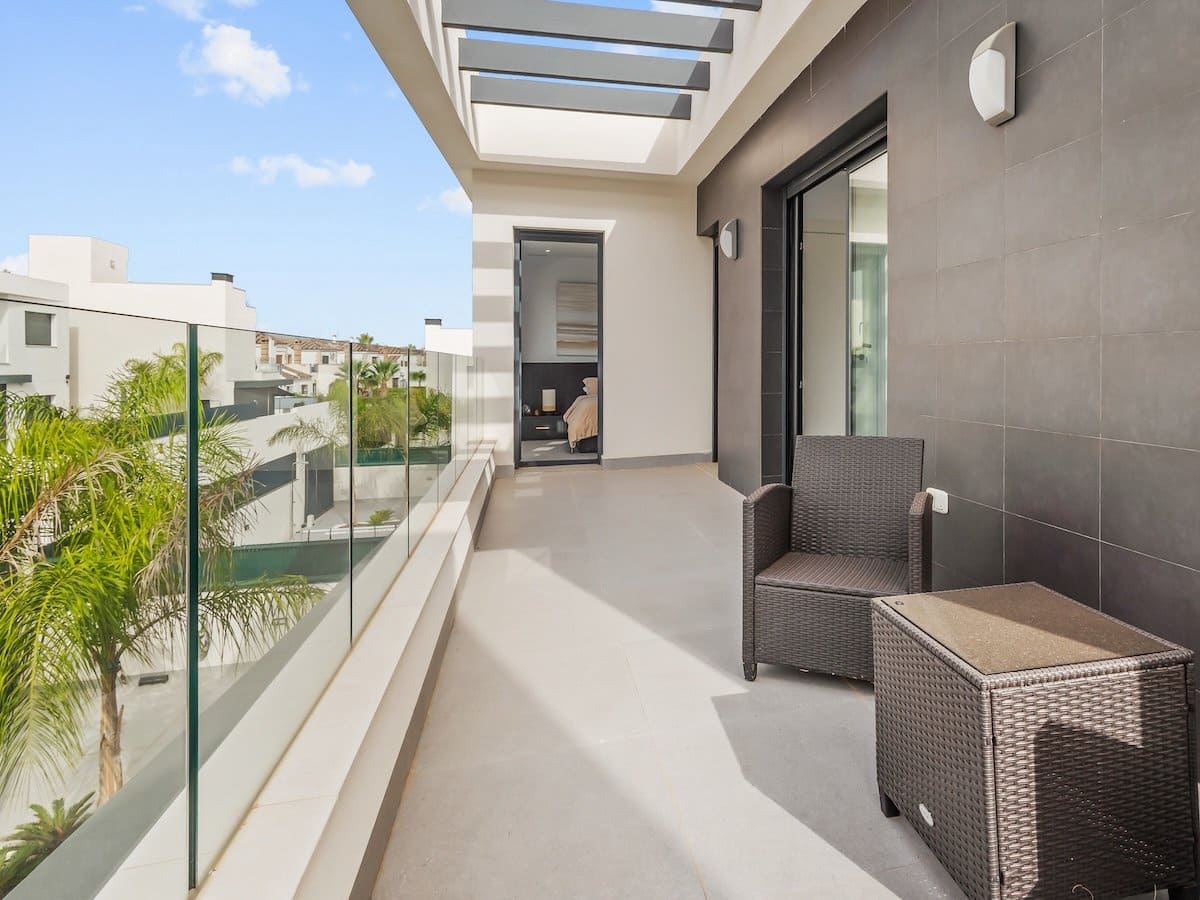 4 chambre Villa/Maison à vendre à Algorfa avec piscine - 565 900 € (Ref: 9858567)