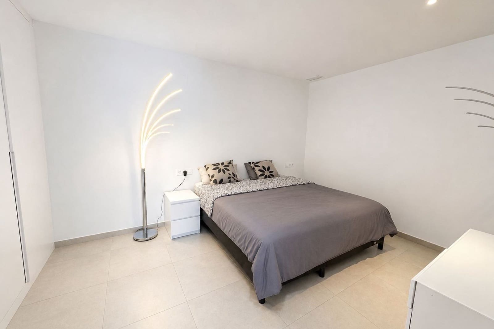 4 soveværelse Villa til salg i Benijofar med swimmingpool - € 795.995 (Ref: 9858700)