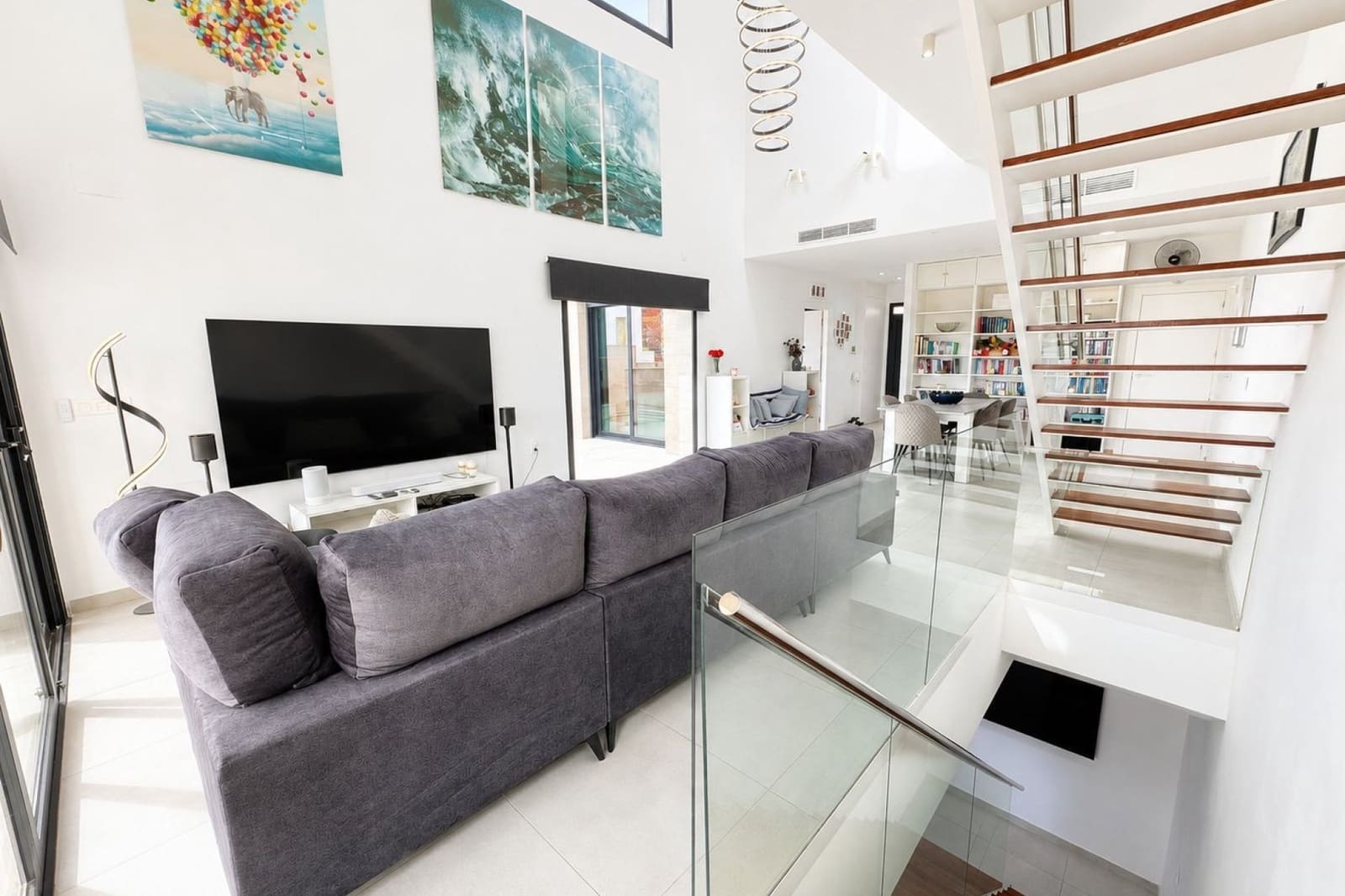 4 soveværelse Villa til salg i Benijofar med swimmingpool - € 795.995 (Ref: 9858700)