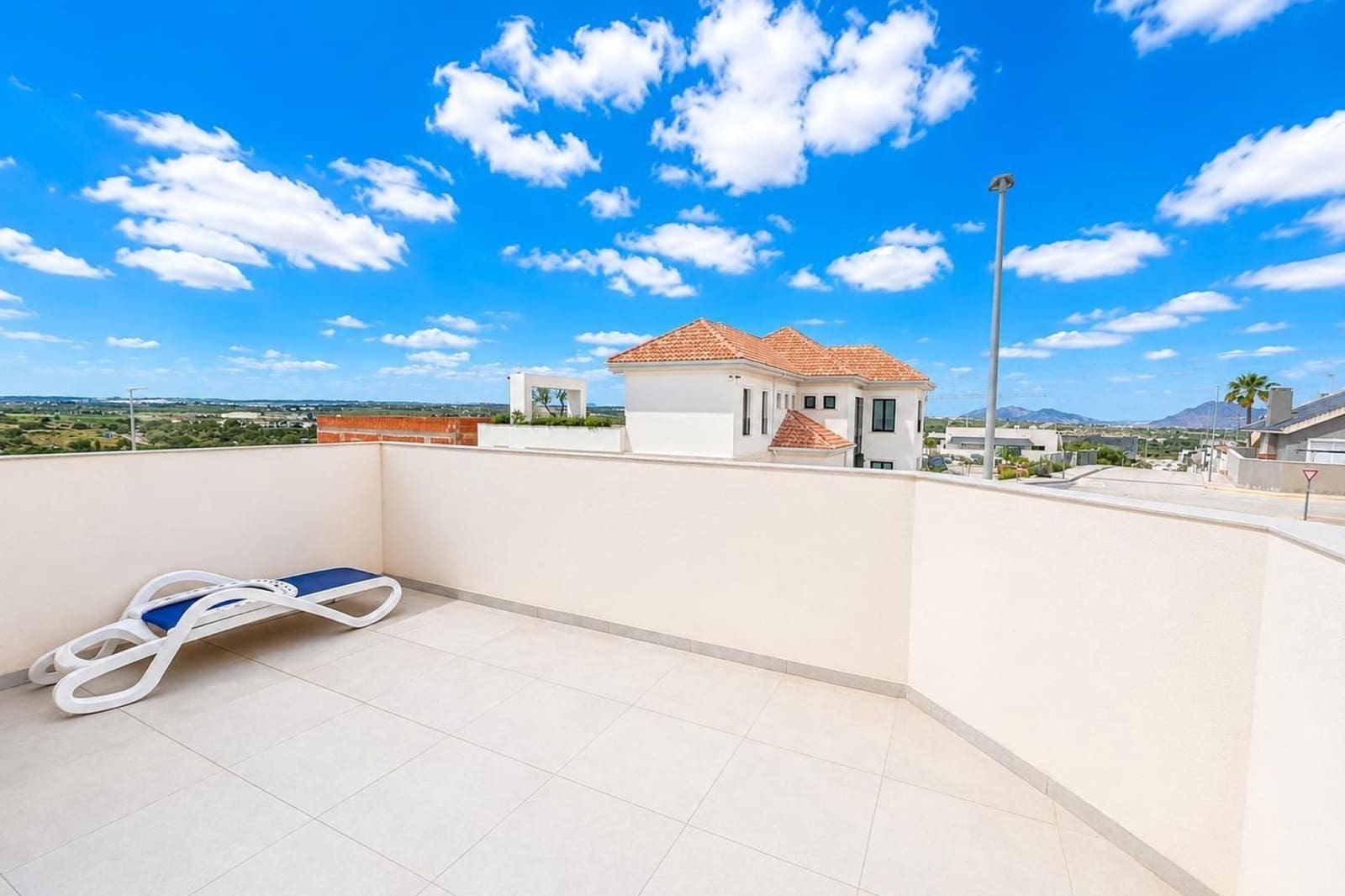 4 soveværelse Villa til salg i Benijofar med swimmingpool - € 795.995 (Ref: 9858700)