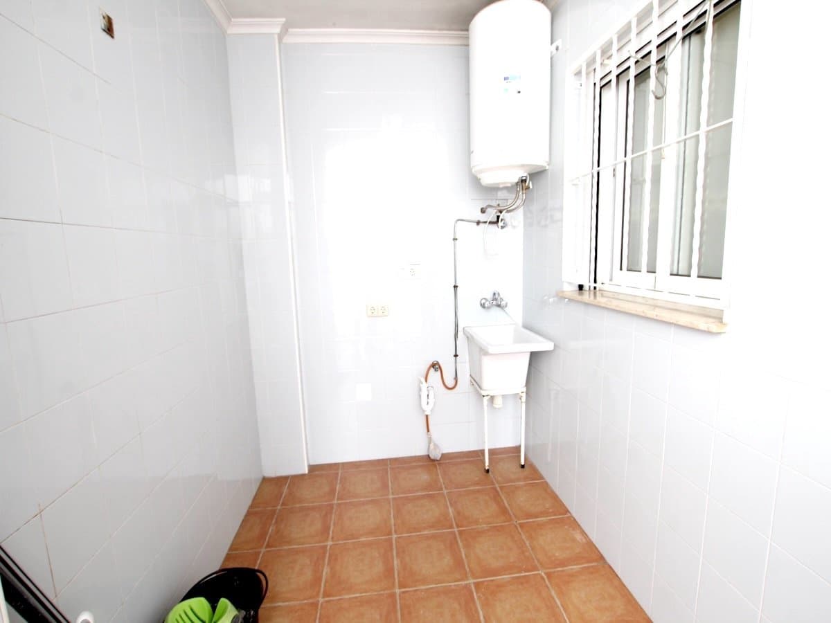 3 bedroom Townhouse for sale in Los Palacios - € 249,500 (Ref: 9872115)