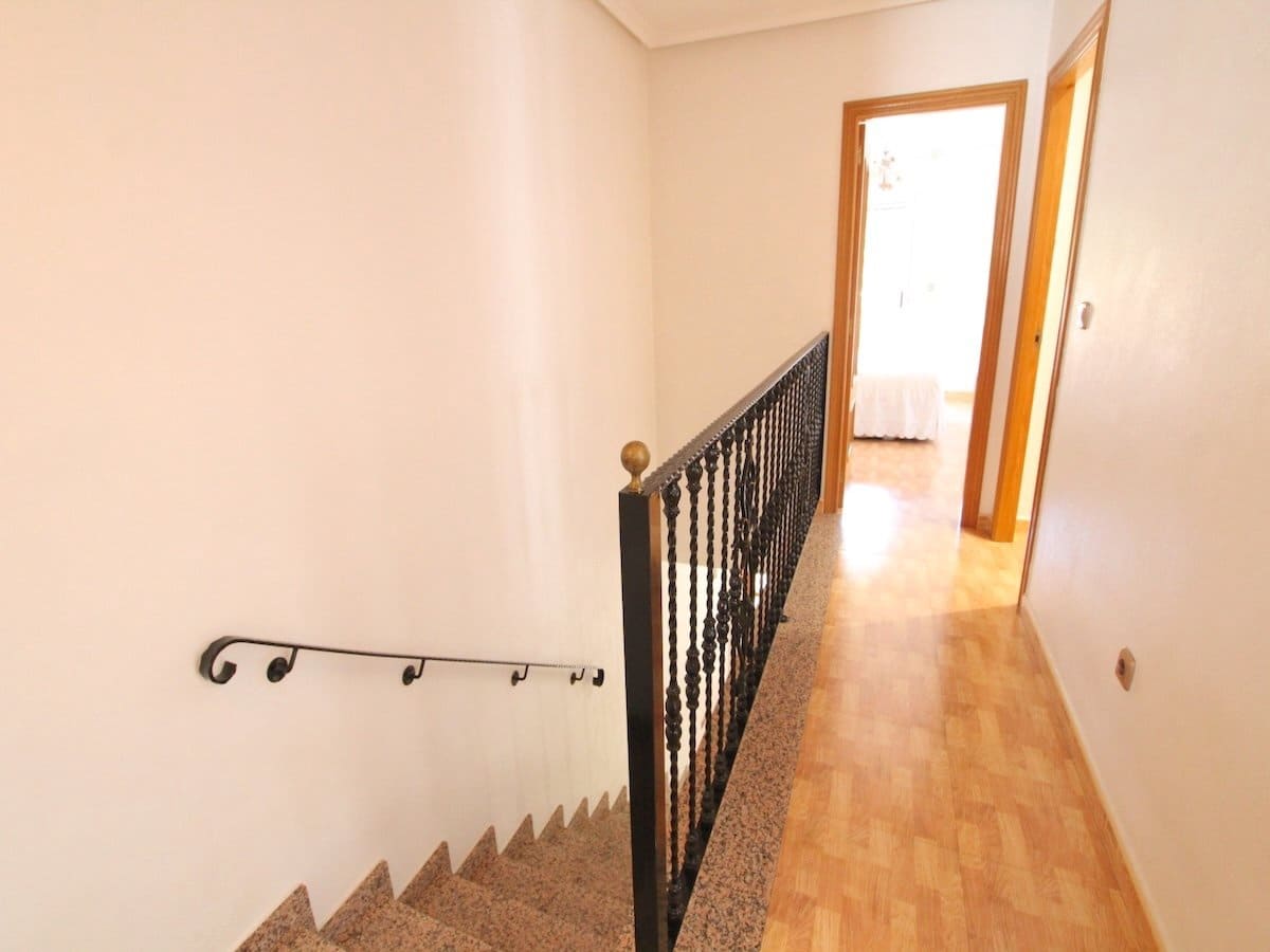 3 bedroom Townhouse for sale in Los Palacios - € 249,500 (Ref: 9872115)