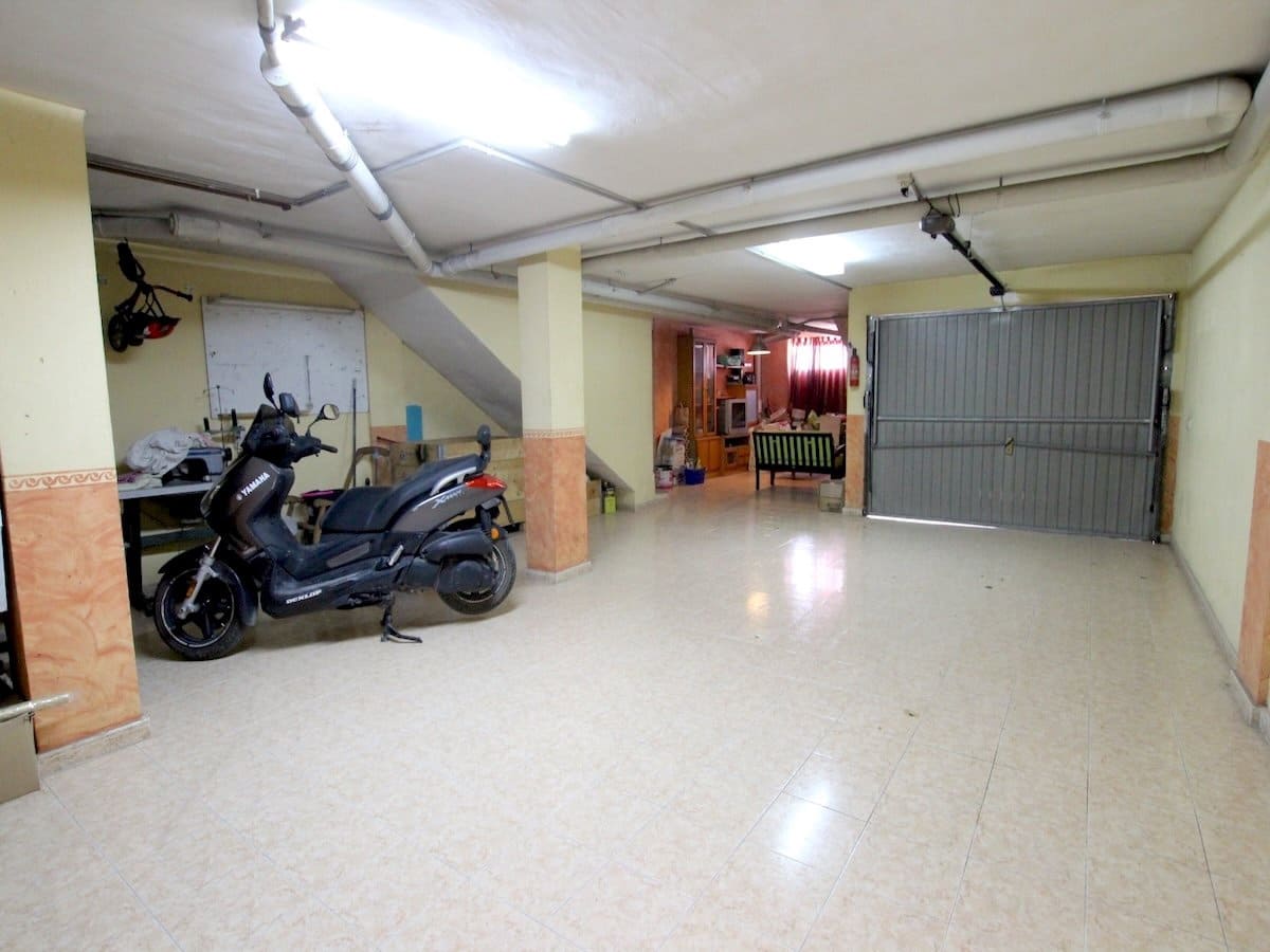 3 bedroom Townhouse for sale in Los Palacios - € 249,500 (Ref: 9872115)