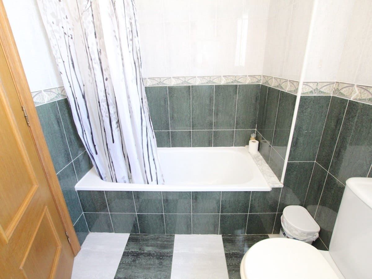 3 bedroom Townhouse for sale in Los Palacios - € 249,500 (Ref: 9872115)