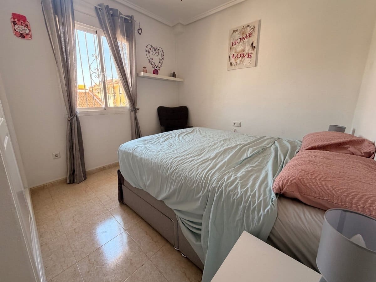 2 bedroom Townhouse for sale in Dona Pepa - € 180,000 (Ref: 9874233)