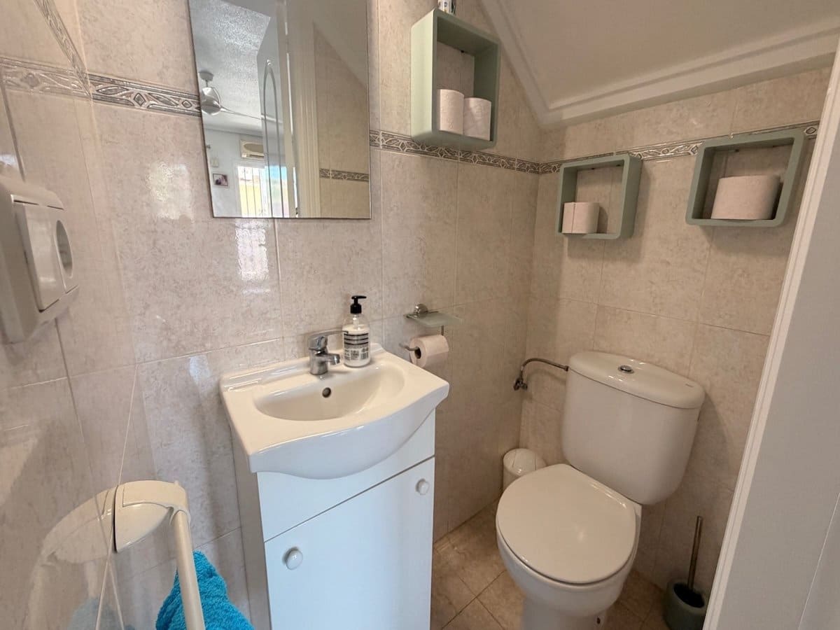 2 bedroom Townhouse for sale in Dona Pepa - € 180,000 (Ref: 9874233)