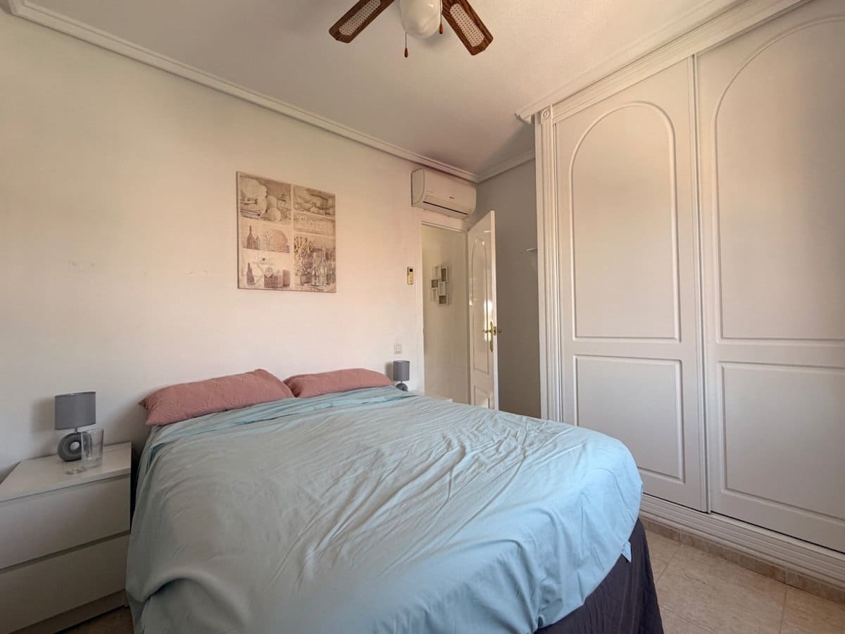 2 bedroom Townhouse for sale in Dona Pepa - € 180,000 (Ref: 9874233)