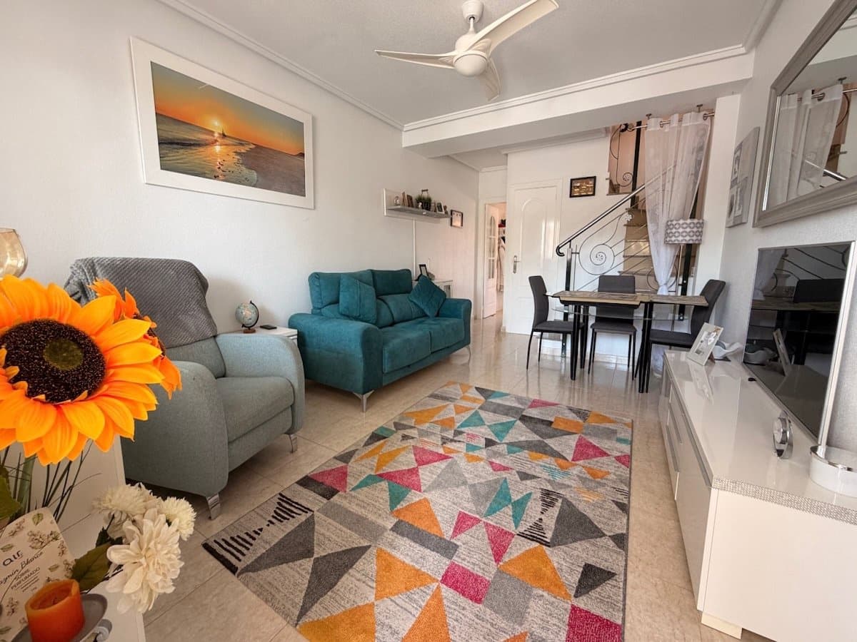 2 bedroom Townhouse for sale in Dona Pepa - € 180,000 (Ref: 9874233)