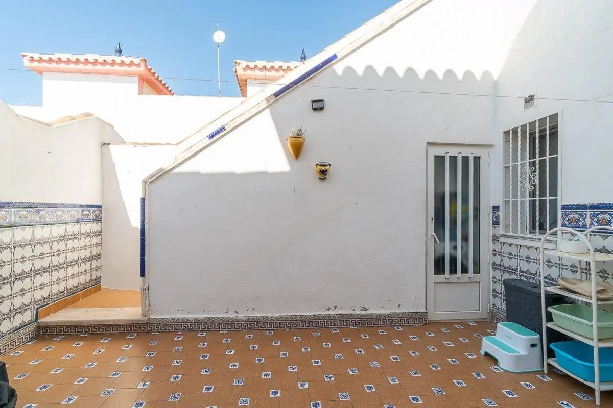 3 soverom Hus til salgs i Orihuela Costa - € 229 000 (Ref: 9893246)