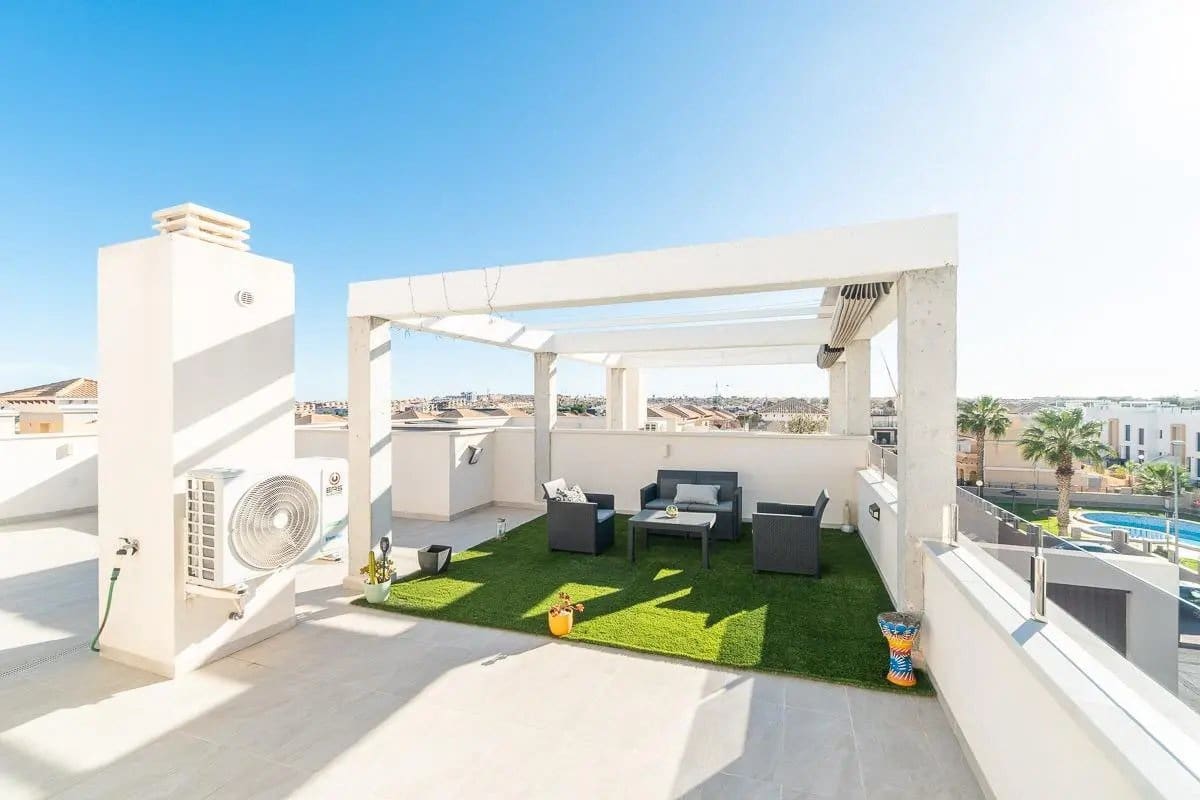 2 soveværelse Lejlighed til salg i Villamartin - € 255.000 (Ref: 9897423)