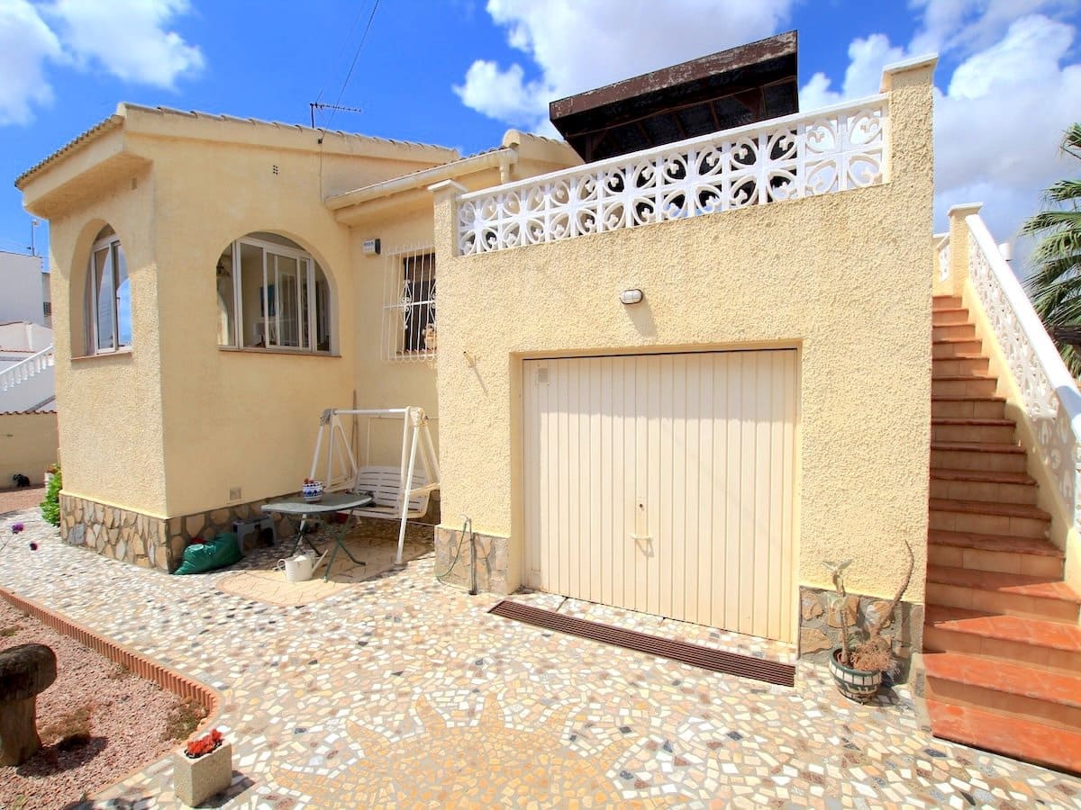2 chambre Villa/Maison à vendre à Ciudad Quesada avec piscine - 295 000 € (Ref: 9897425)