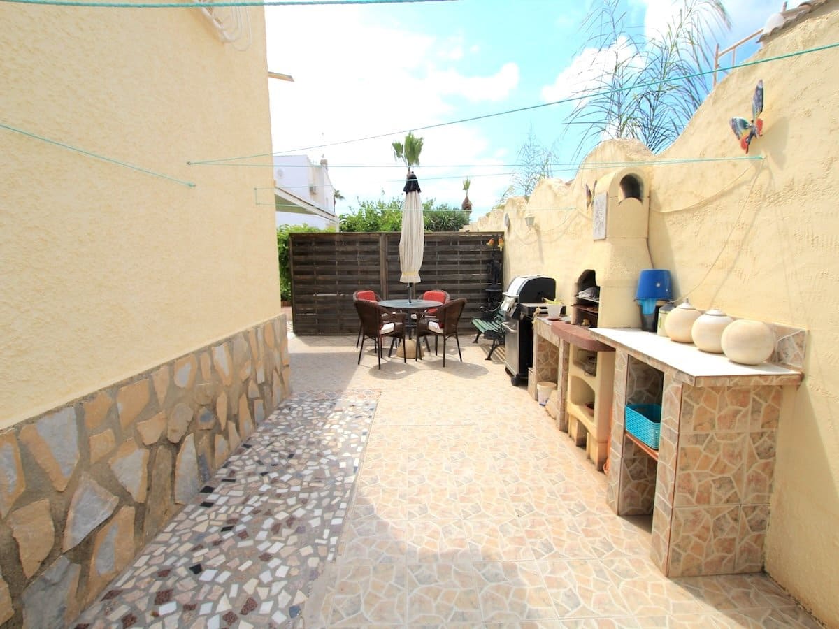 2 chambre Villa/Maison à vendre à Ciudad Quesada avec piscine - 295 000 € (Ref: 9897425)