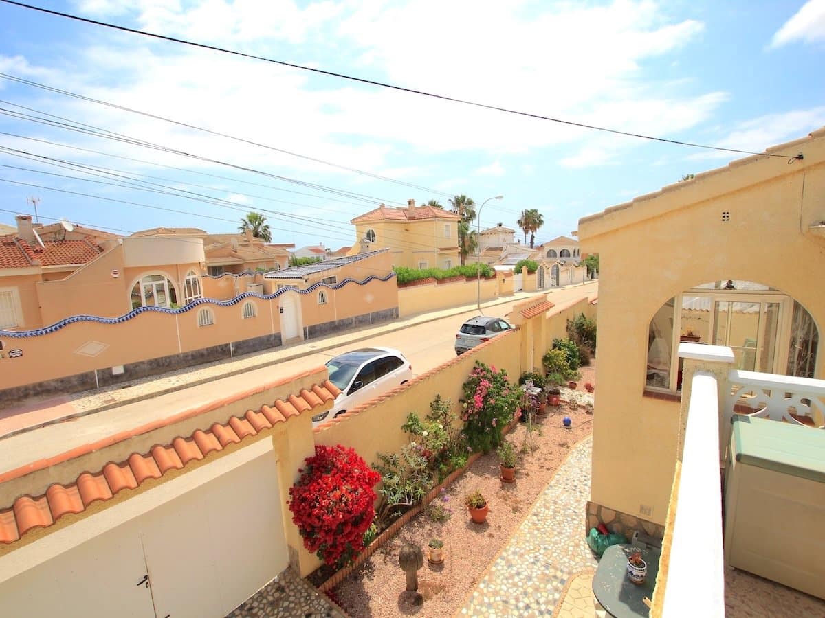 2 chambre Villa/Maison à vendre à Ciudad Quesada avec piscine - 295 000 € (Ref: 9897425)