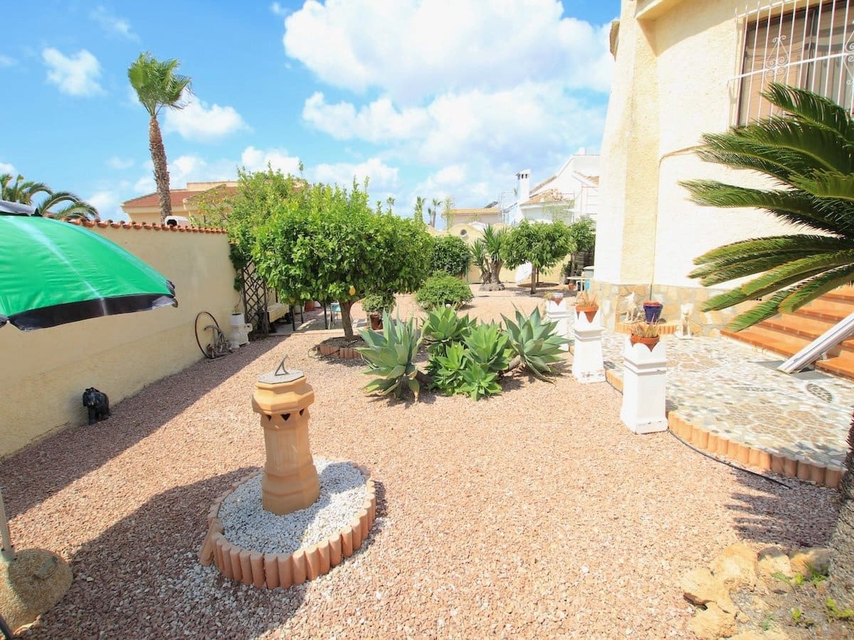 2 chambre Villa/Maison à vendre à Ciudad Quesada avec piscine - 295 000 € (Ref: 9897425)