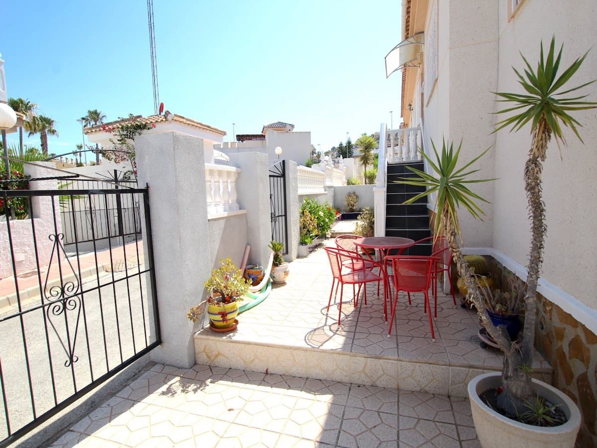 2 slaapkamer Huis te koop in Benimar - € 185.000 (Ref: 9902121)