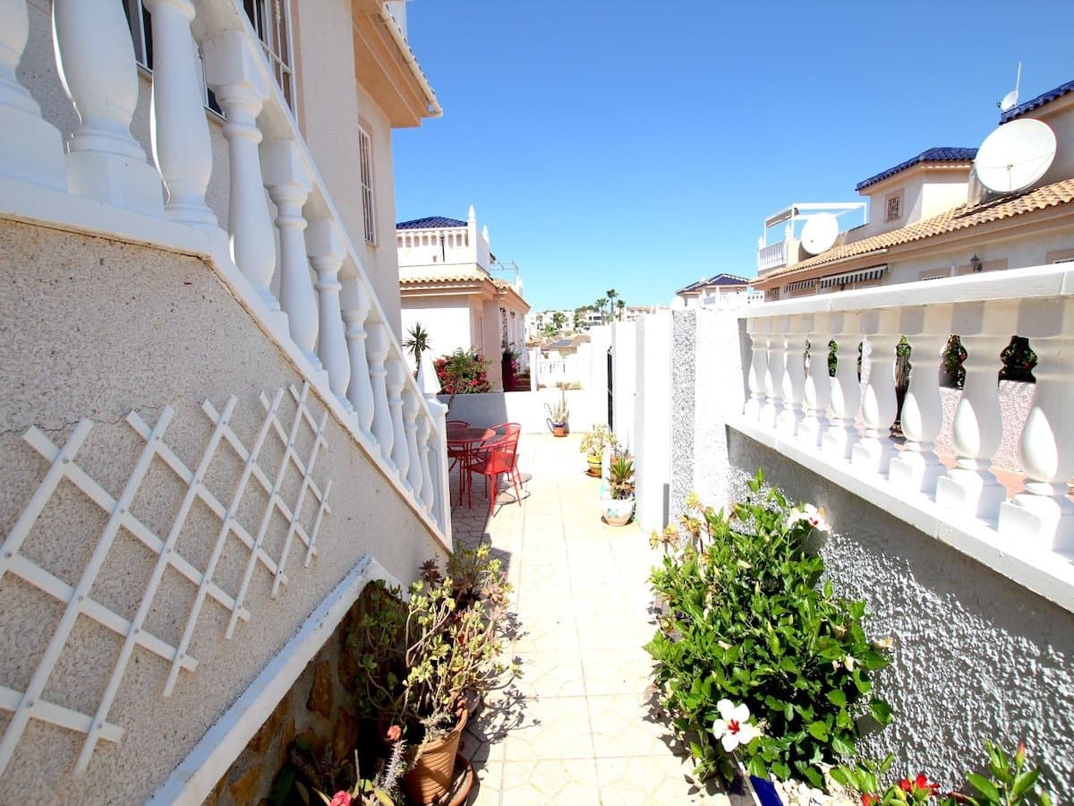 2 slaapkamer Huis te koop in Benimar - € 185.000 (Ref: 9902121)
