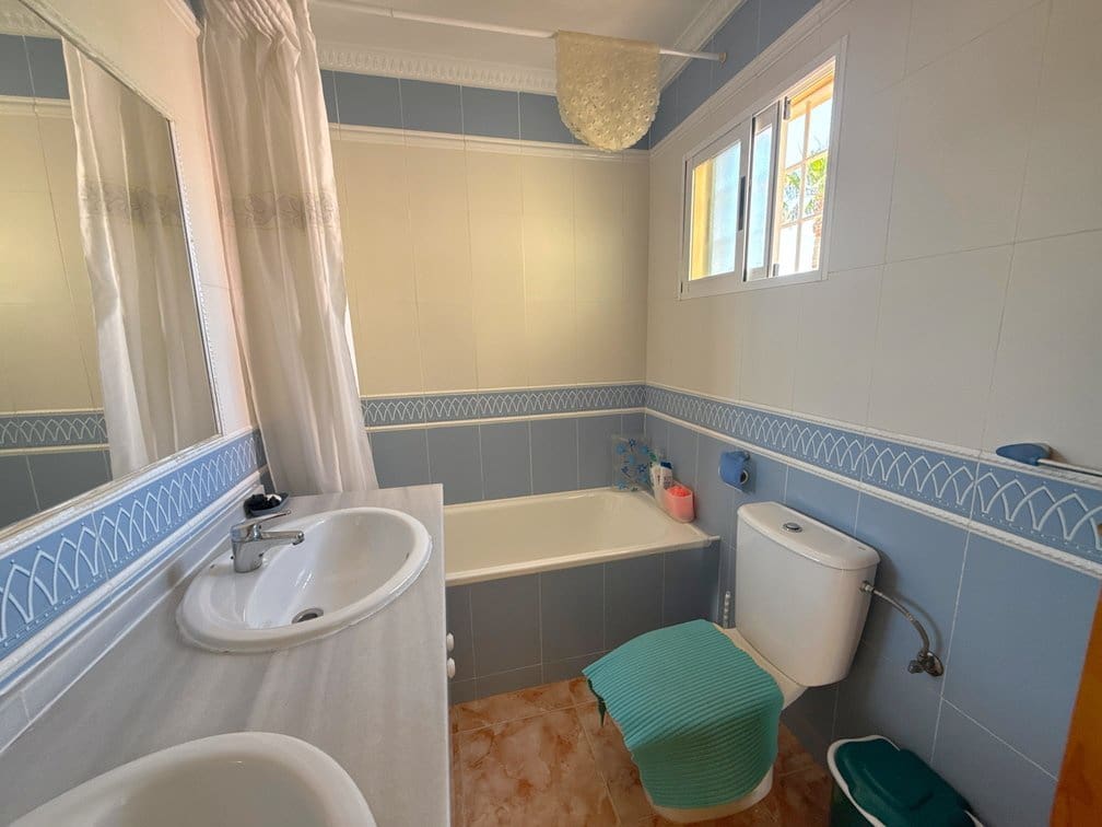 3 Zimmer Villa zu verkaufen in Cabo Roig - 349.950 € (Ref: 9911759)