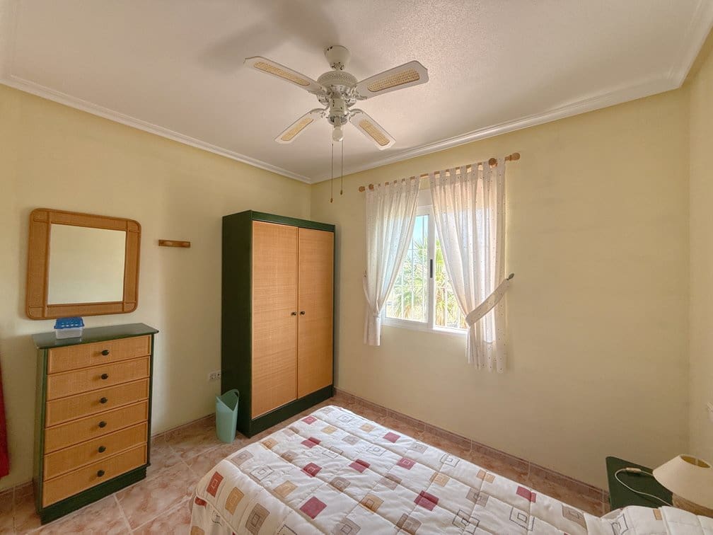 3 Zimmer Villa zu verkaufen in Cabo Roig - 349.950 € (Ref: 9911759)