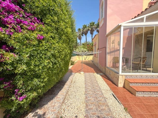 3 Zimmer Villa zu verkaufen in Cabo Roig, Orihuela - 349.950 € (Ref: 9911759)