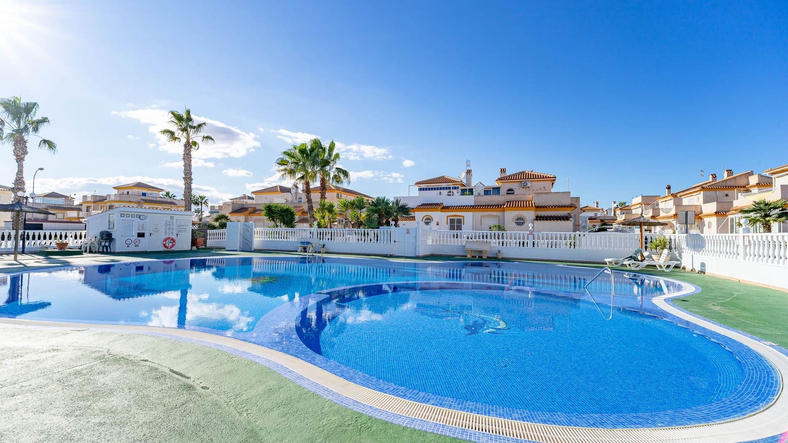 3 quarto Casa em Banda para venda em Playa Flamenca - 259 000 € (Ref: 9911857)