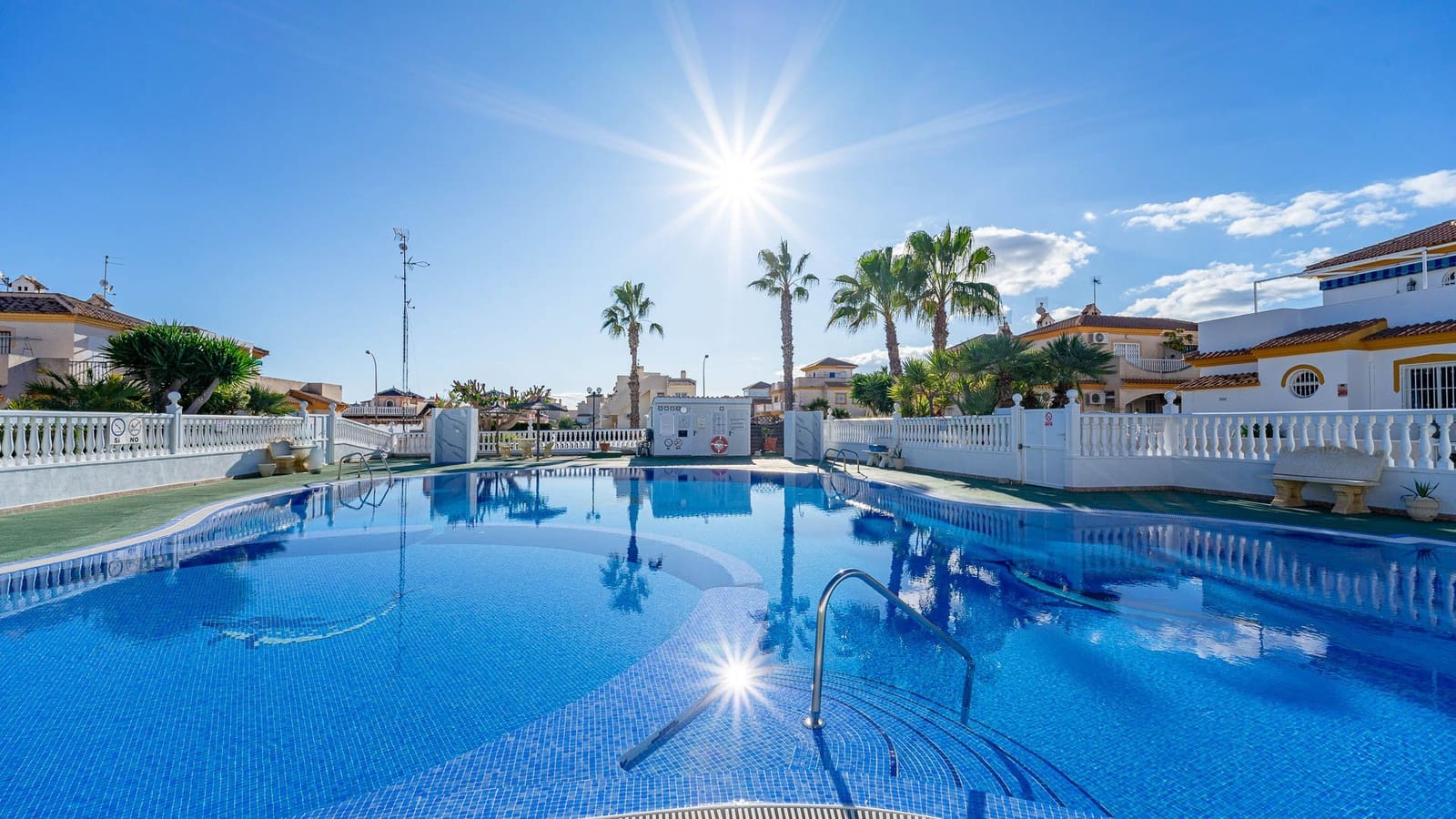 3 quarto Casa em Banda para venda em Playa Flamenca - 259 000 € (Ref: 9911857)