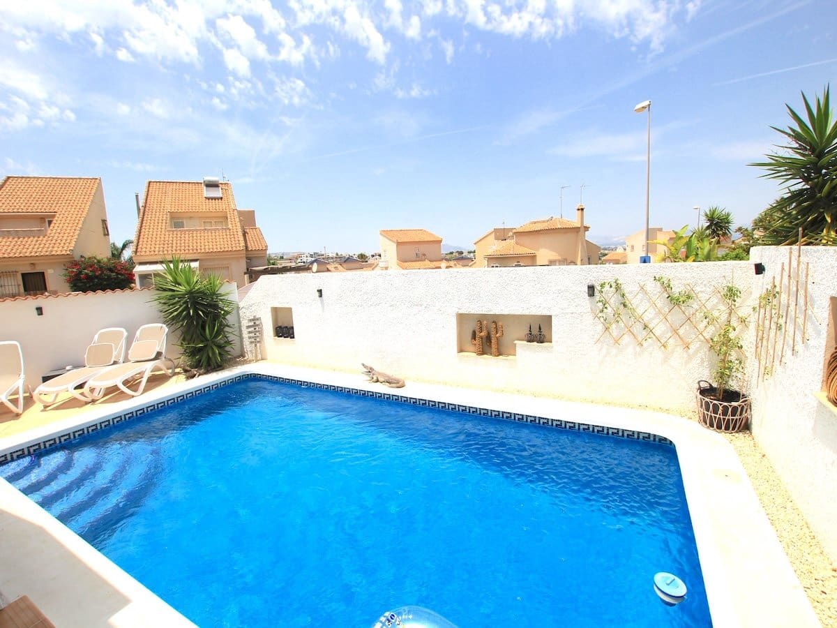 3 sovrum Villa till salu i Benimar med pool - 384 900 € (Ref: 9926318)
