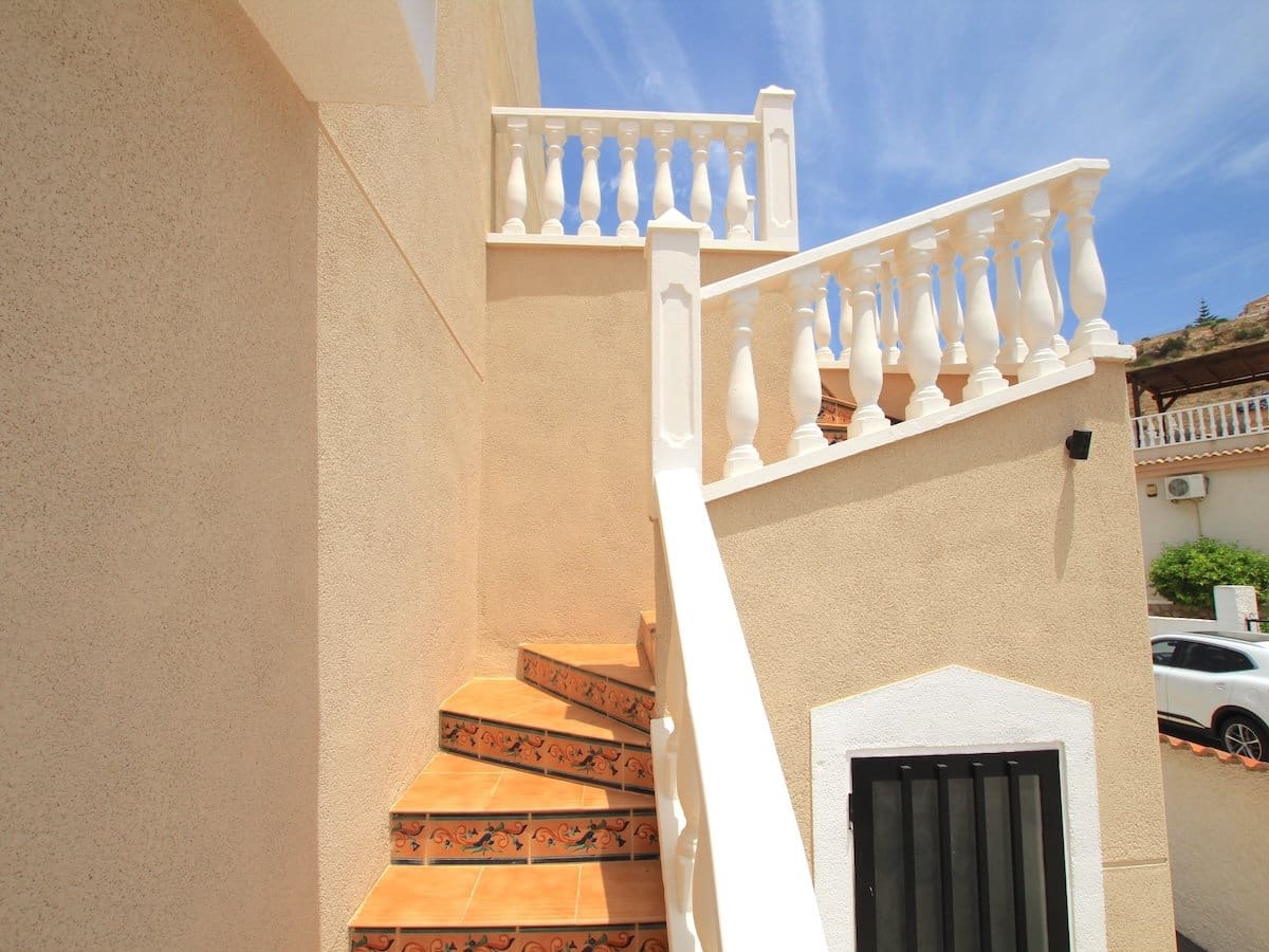 3 sovrum Villa till salu i Benimar med pool - 384 900 € (Ref: 9926318)