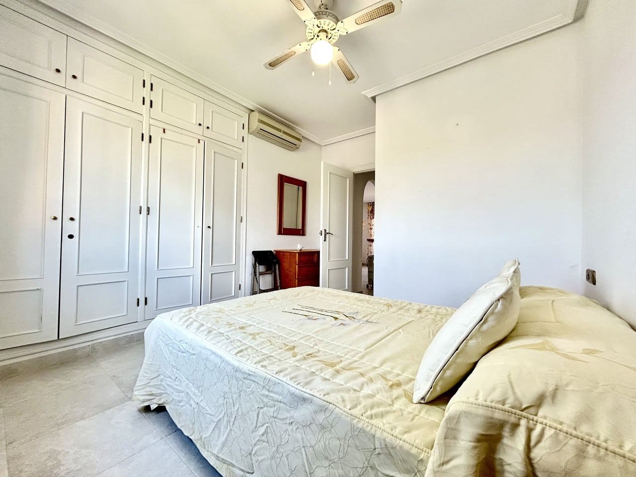 2 sypialnia Apartament na sprzedaż w La Zenia - 164 900 € (Ref: 9940881)