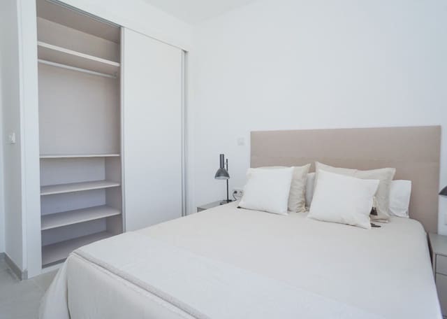 3 soveværelse Lejlighed til salg i La Mata, Torrevieja - € 540.000 (Ref: 9944860)