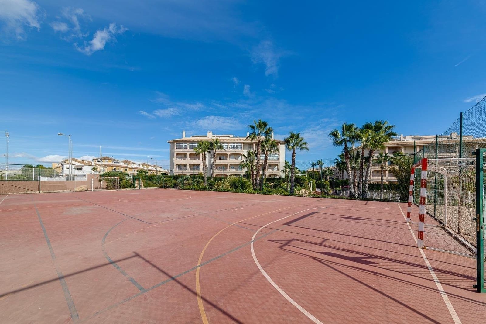 2 Zimmer Apartment zu verkaufen in Playa Flamenca - 218.000 € (Ref: 9946340)