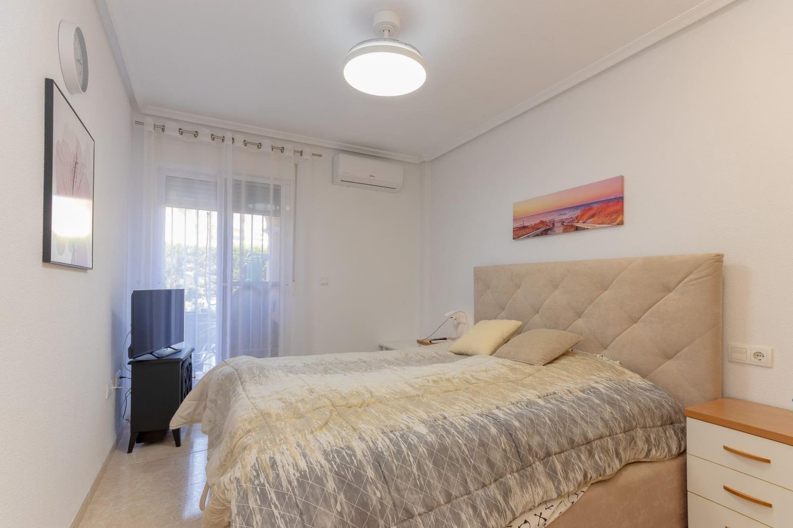 2 Zimmer Apartment zu verkaufen in Playa Flamenca - 218.000 € (Ref: 9946340)