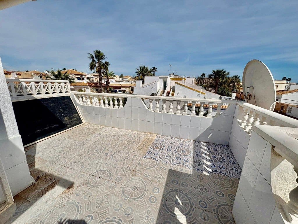 3 chambre Maison de Ville à vendre à Orihuela Costa avec piscine - 224 950 € (Ref: 9946749)