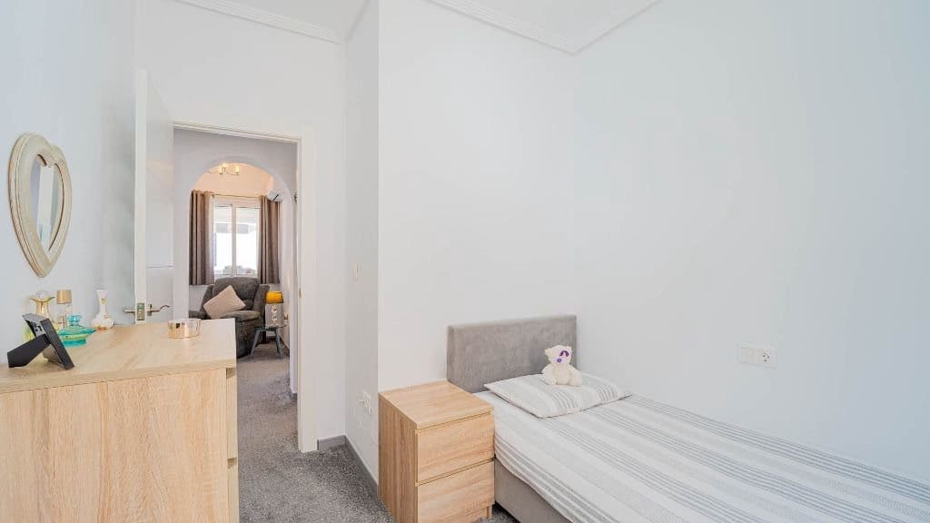 2 soveværelse Villa til salg i Los Altos med swimmingpool - € 245.000 (Ref: 9948849)