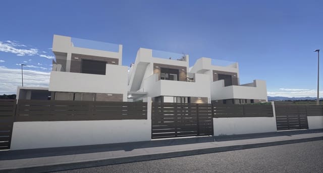 3 soveværelse Villa til salg i Centro, Los Alcázares med swimmingpool - € 419.900 (Ref: 9956239)
