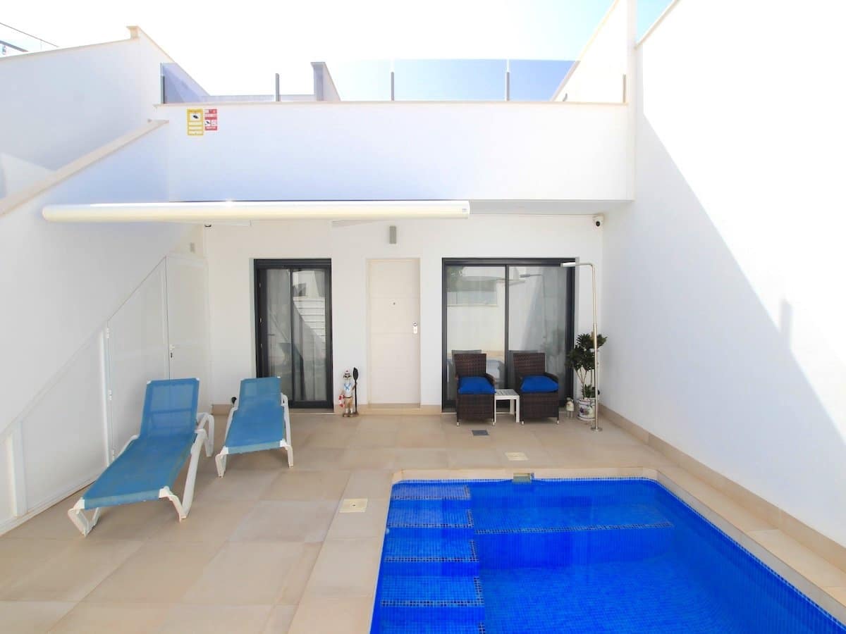 2 slaapkamer Villa te koop in Pilar de la Horadada met zwembad - € 274.950 (Ref: 9961635)