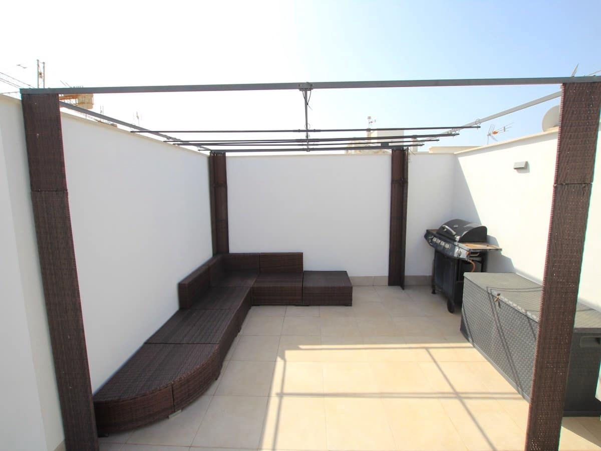 2 slaapkamer Villa te koop in Pilar de la Horadada met zwembad - € 274.950 (Ref: 9961635)