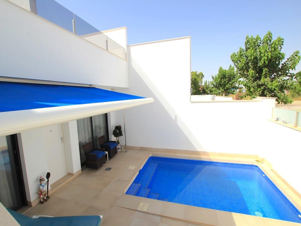 2 slaapkamer Villa te koop in Pilar de la Horadada met zwembad - € 274.950 (Ref: 9961635)