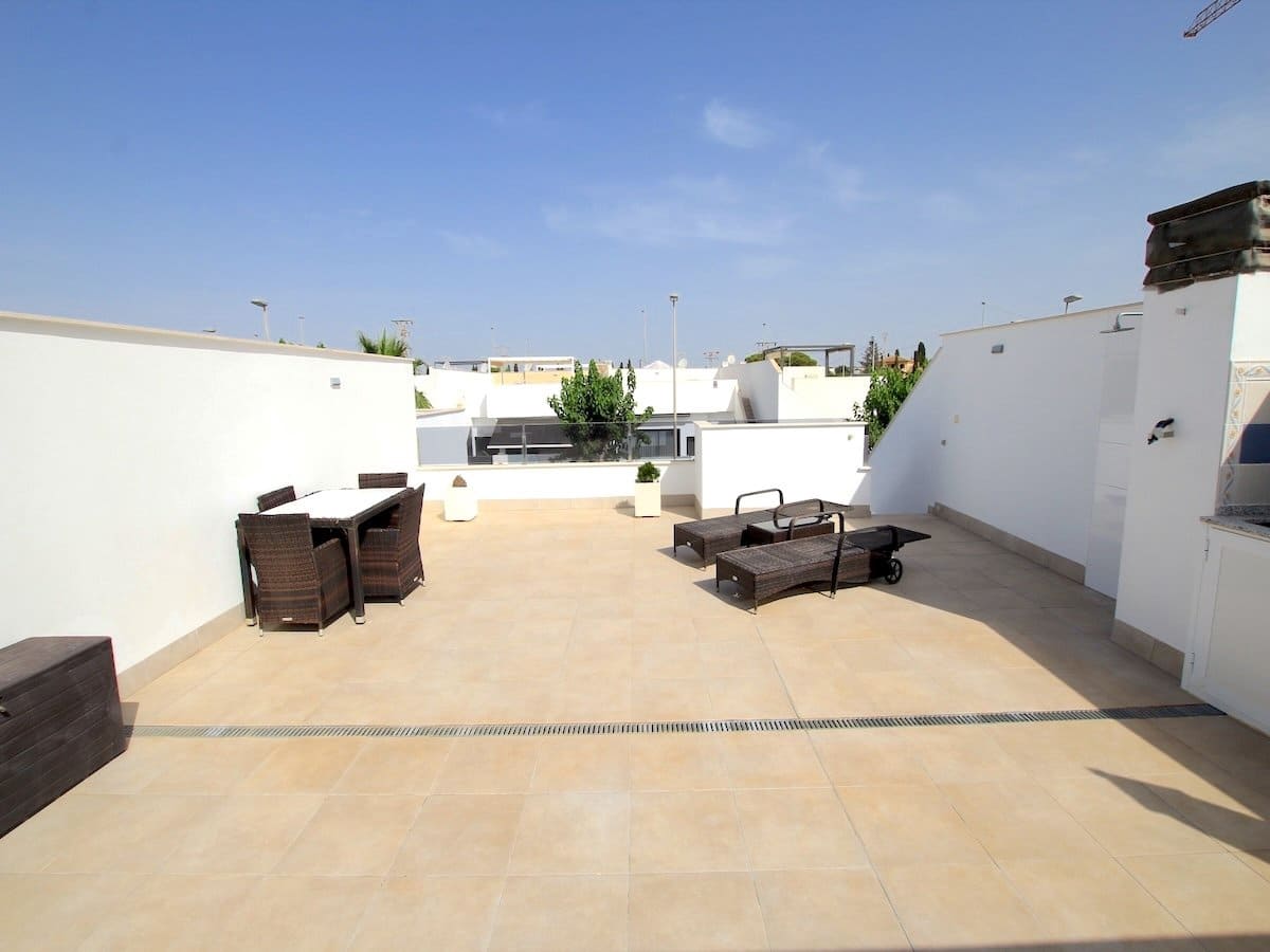 2 slaapkamer Villa te koop in Pilar de la Horadada met zwembad - € 274.950 (Ref: 9961635)