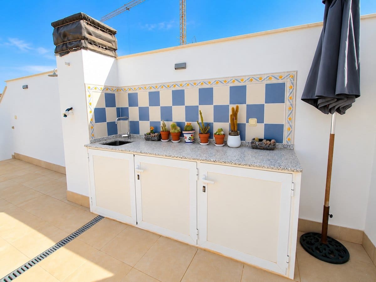 2 sypialnia Willa na sprzedaż w Pilar de la Horadada z basenem garażem - 274 950 € (Ref: 9961635)