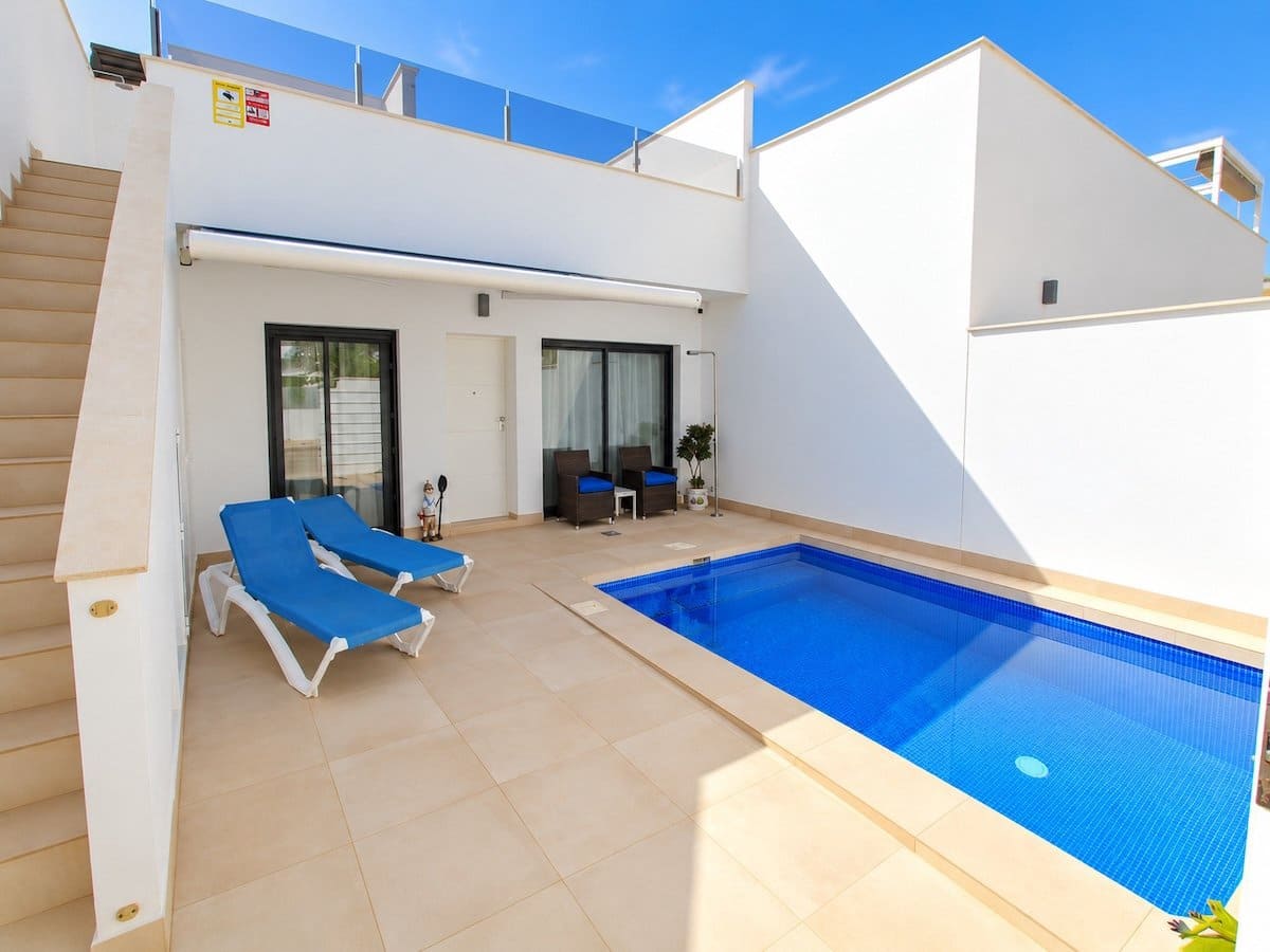 2 sypialnia Willa na sprzedaż w Pilar de la Horadada z basenem garażem - 274 950 € (Ref: 9961635)