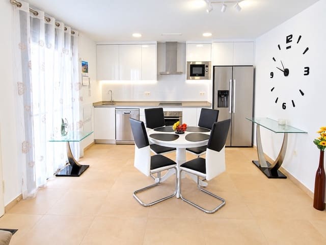 2 soveværelse Villa til salg i Pilar de la Horadada ciudad, Pilar de la Horadada med swimmingpool garage - € 274.950 (Ref: 9961635)