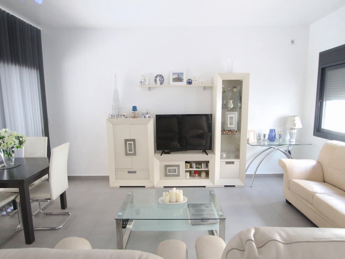 2 soverom Villa til salgs i Formentera del Segura med svømmebasseng - € 245 000 (Ref: 9965823)