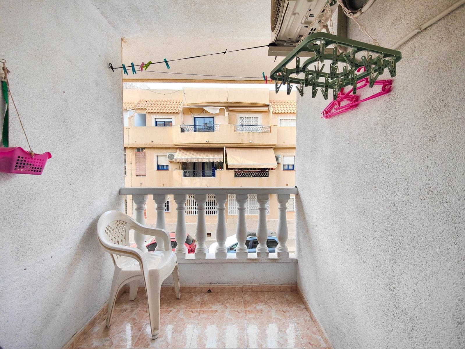 Apartamento de 2 habitaciones en Torrevieja en venta - 114.995 € (Ref: 9965911)