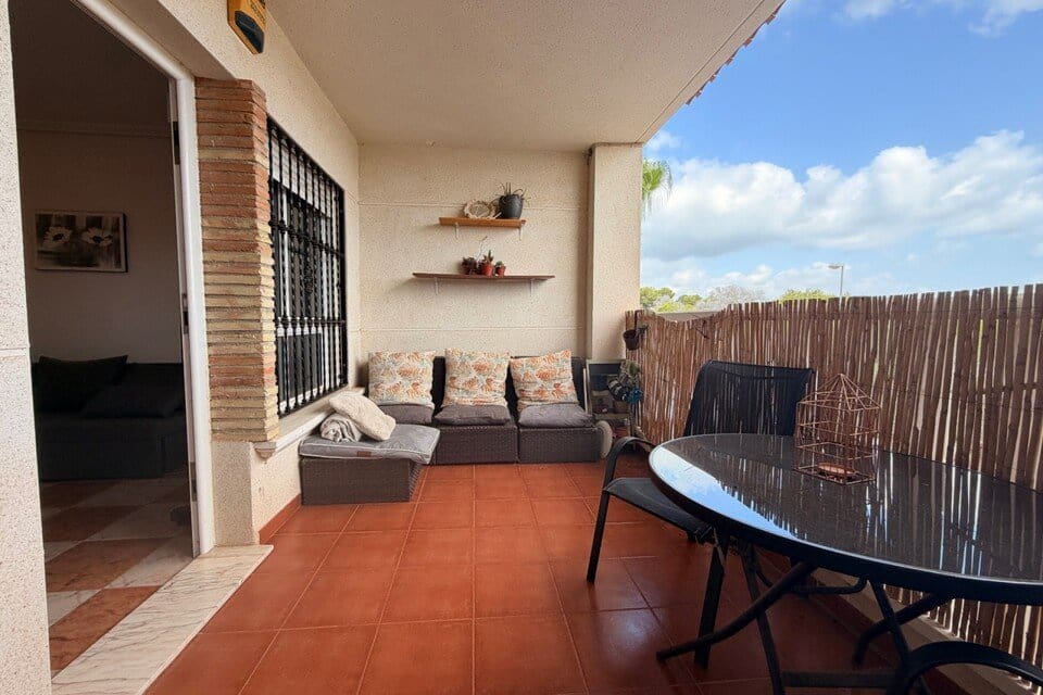 2 Zimmer Apartment zu verkaufen in Villamartin - 145.000 € (Ref: 9971519)