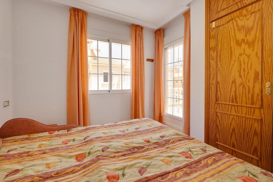 2 soverom Hus til salgs i Playa Flamenca - € 215 000 (Ref: 9976012)