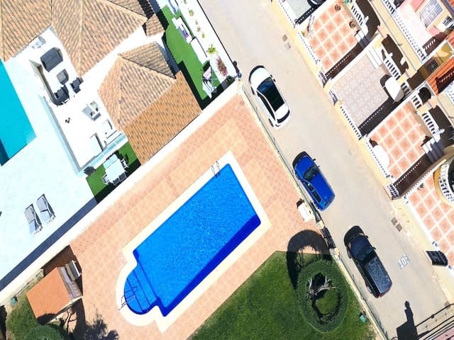 2 soverom Hus til salgs i Villamartin, Orihuela - € 179 995 (Ref: 9977777)